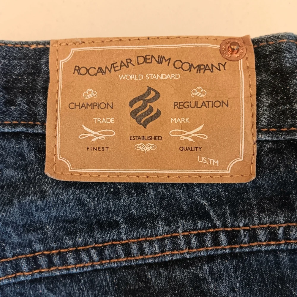 Vintage Rocawear baggy dark blue jeans. Size 12